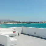 Unique Beachfront Cycladic @ Vila *