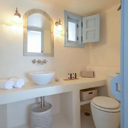 Unique Beachfront Cycladic @ 빌라