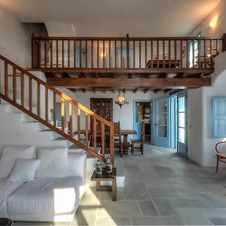 빌라 Unique Beachfront Cycladic @ *