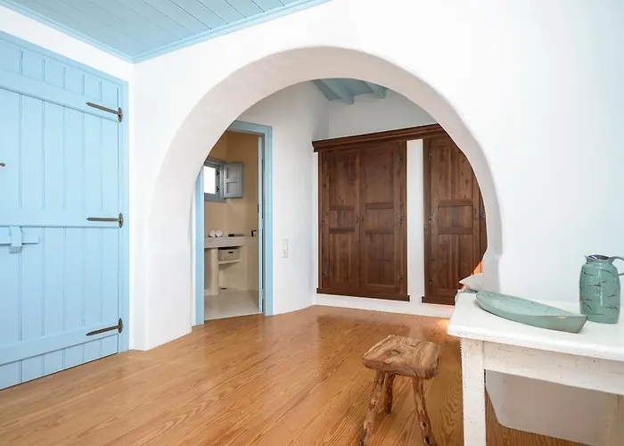 Unique Beachfront Cycladic @ 아기오스프로코피오스