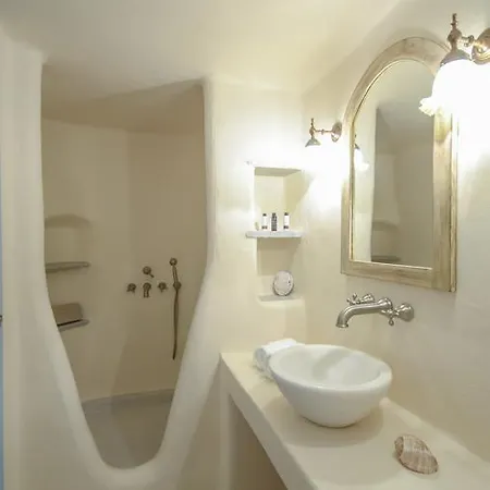 别墅 Unique Beachfront Cycladic @ 阿吉奥斯普罗科皮奥斯