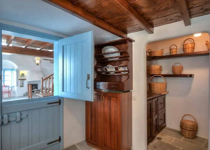 Unique Beachfront Cycladic @ Villa *